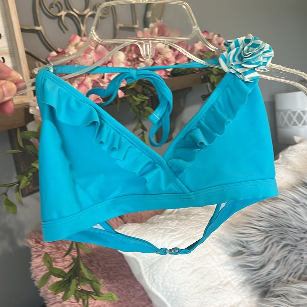 Turquoise Ruffled Bikini Top - Picture 5 of 6